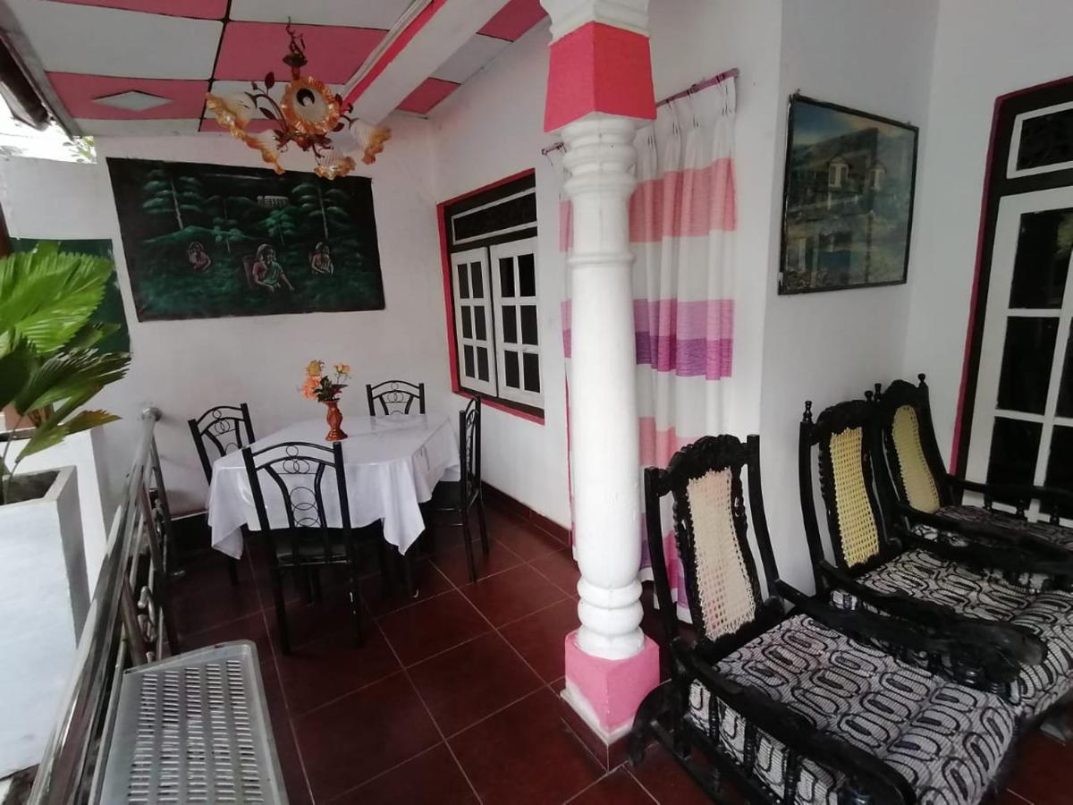 Dilshan Guest Polonnaruwa Exterior foto
